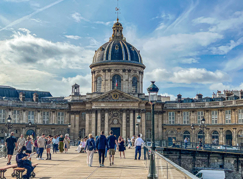Institut français, France
